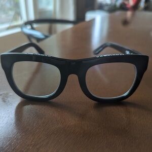 Caddis D28 Gloss Black 1.5